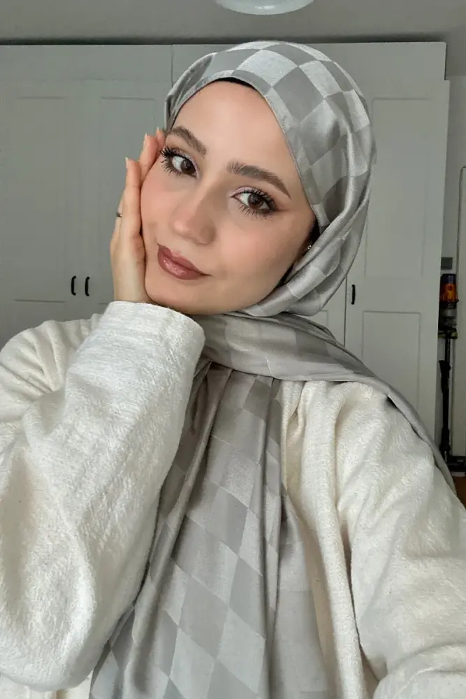 Silky Jacquard Italian Hijab Checker Pattern - Mink - 1