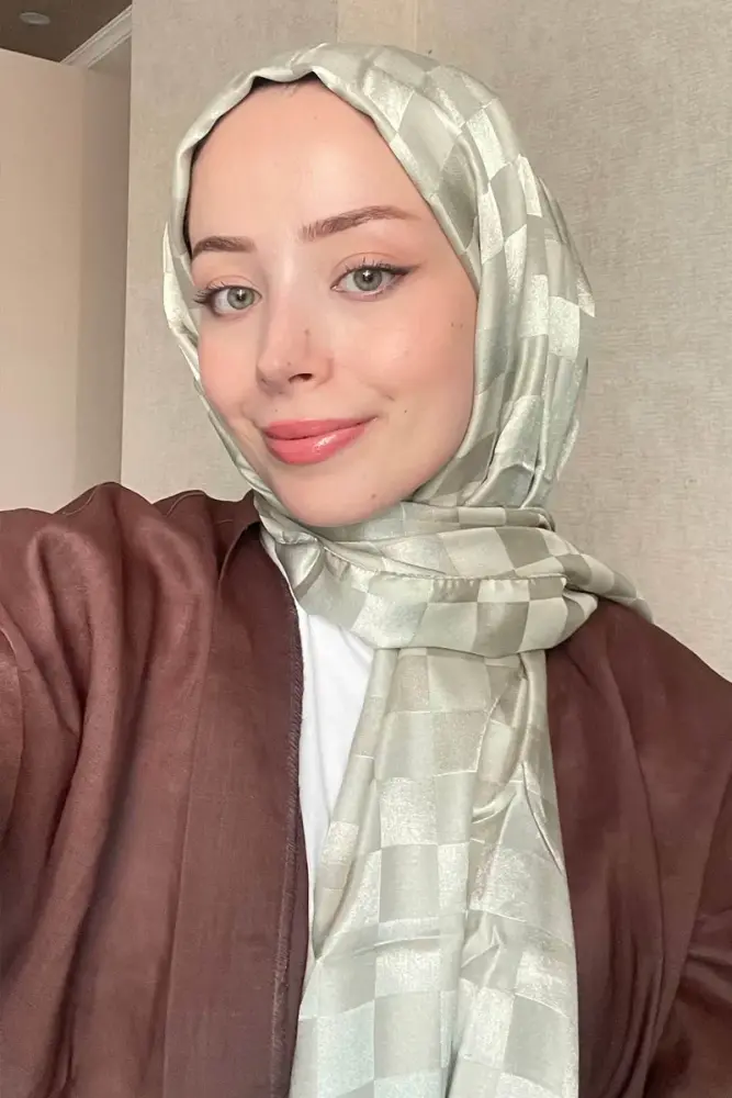 Silky Jacquard Italian Hijab Checker Pattern - Soft Green - 1