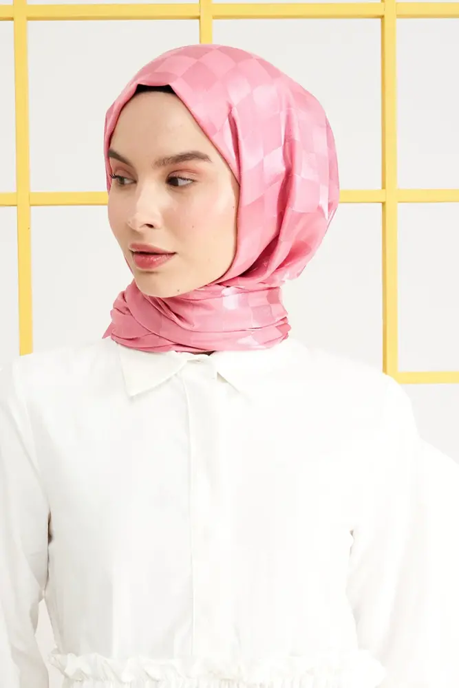 Silky Jacquard Italian Hijab Checker Pattern - Sweet Pink - 1