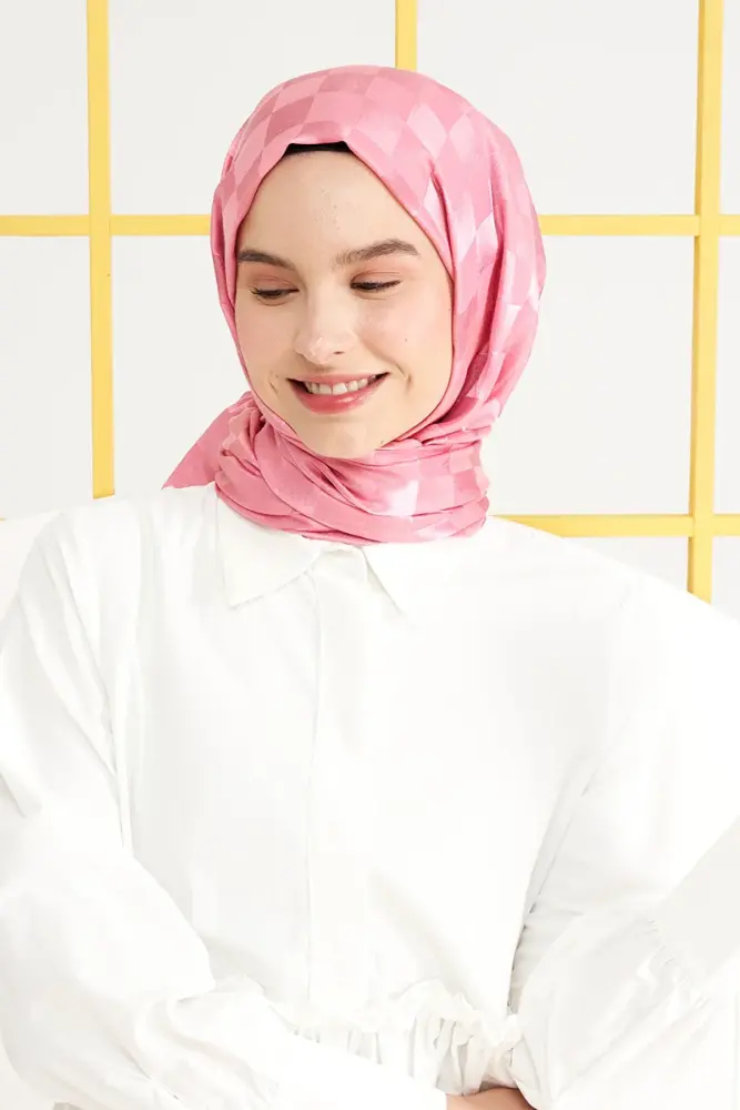 Silky Jacquard Italian Hijab Checker Pattern - Sweet Pink - 3
