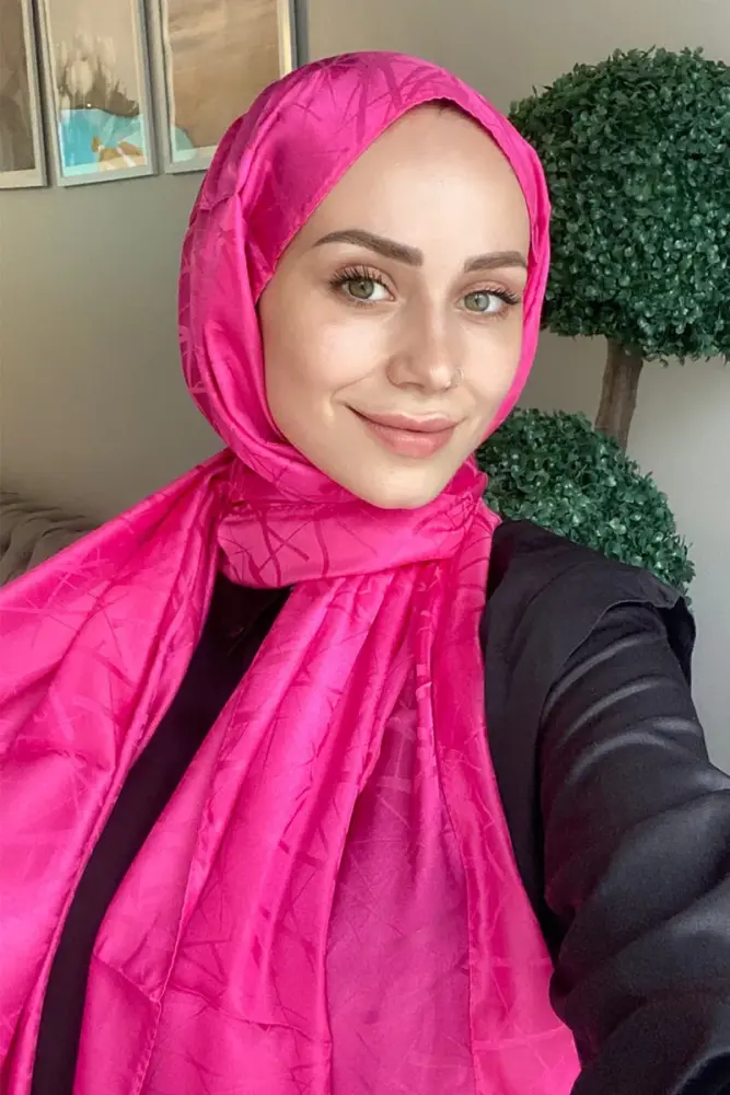 Silky Jacquard Italian Hijab Line Pattern - Barbie Pink - 1