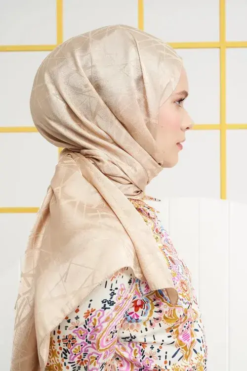 Silky Jacquard Italian Hijab Line Pattern - Beige - 3