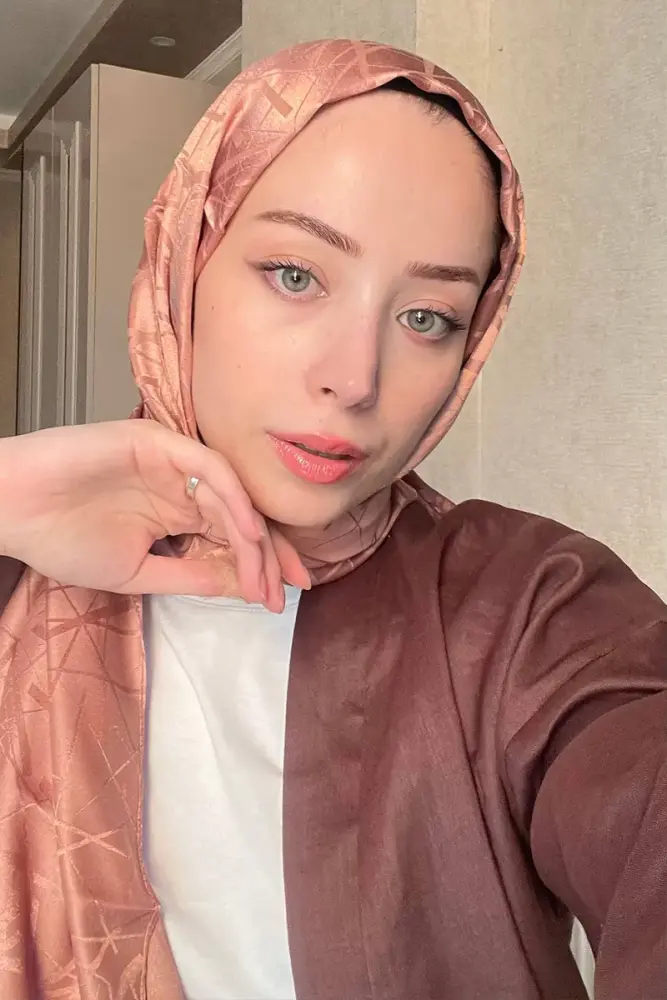 Silky Jacquard Italian Hijab Line Pattern - Bronze - 1