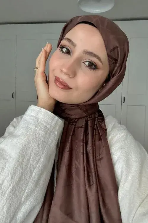 Silky Jacquard Italian Hijab Line Pattern - Brown - 1