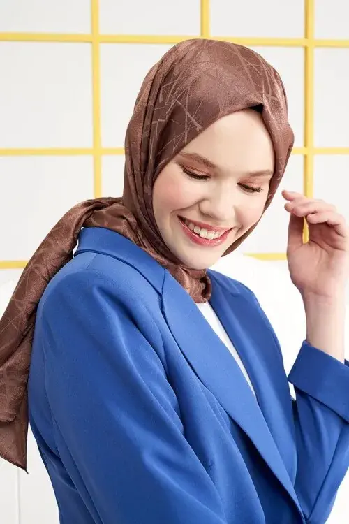 Silky Jacquard Italian Hijab Line Pattern - Brown - 5