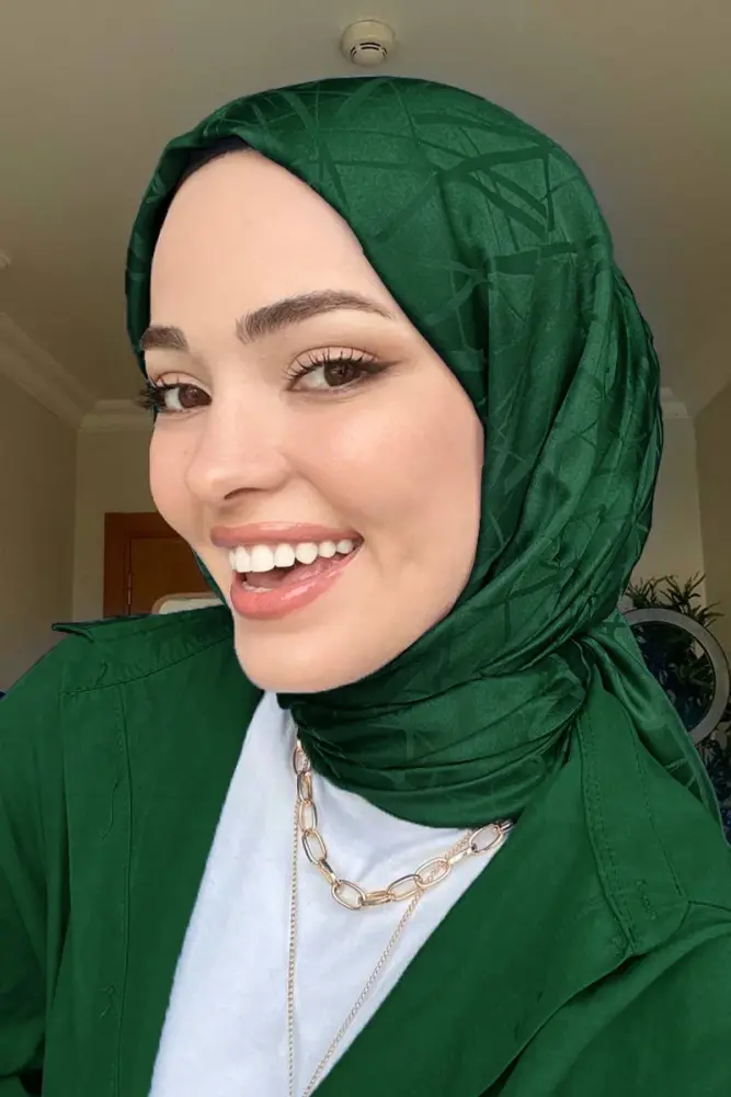 Silky Jacquard Italian Hijab Line Pattern - Emerald - 1