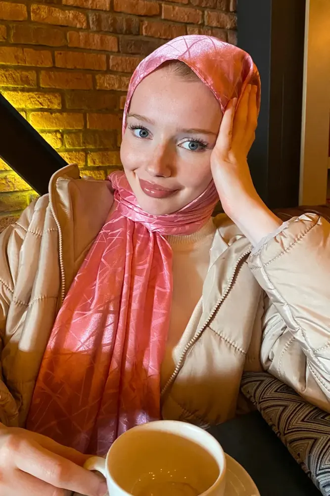 Silky Jacquard Italian Hijab Line Pattern - Sweet Pink - 1