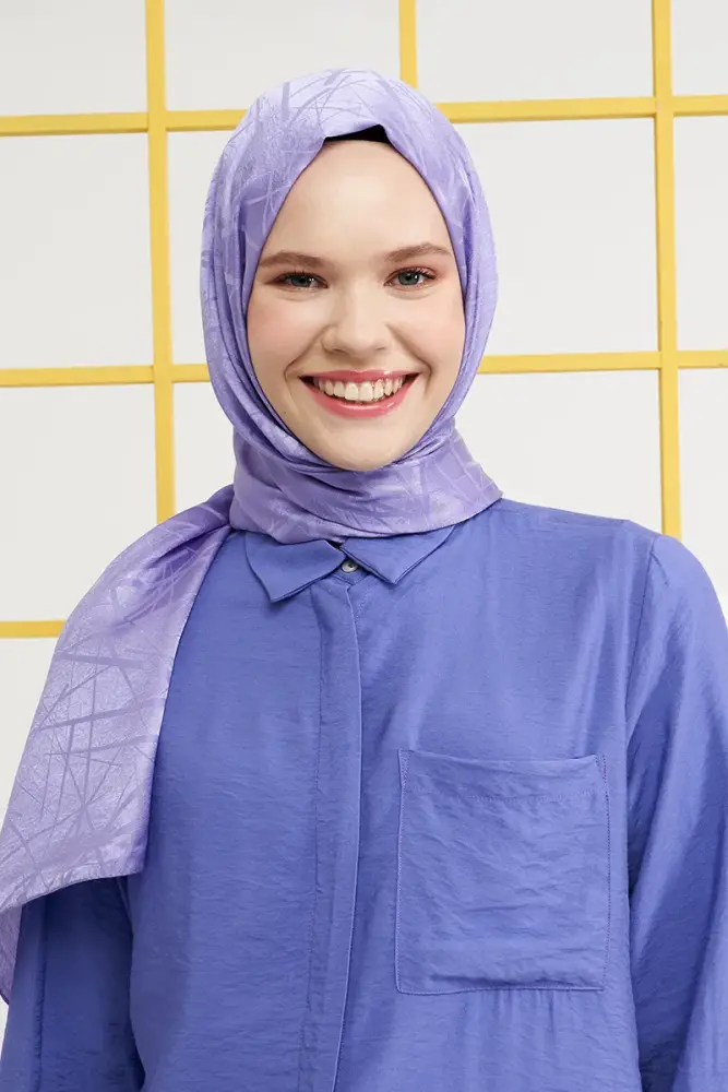 Silky Jacquard Italian Hijab Line Pattern - Violet - 2
