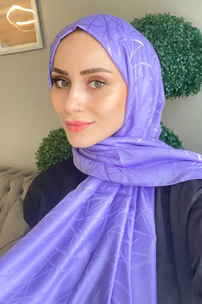 Silky Jacquard Italian Hijab Line Pattern - Violet - 1