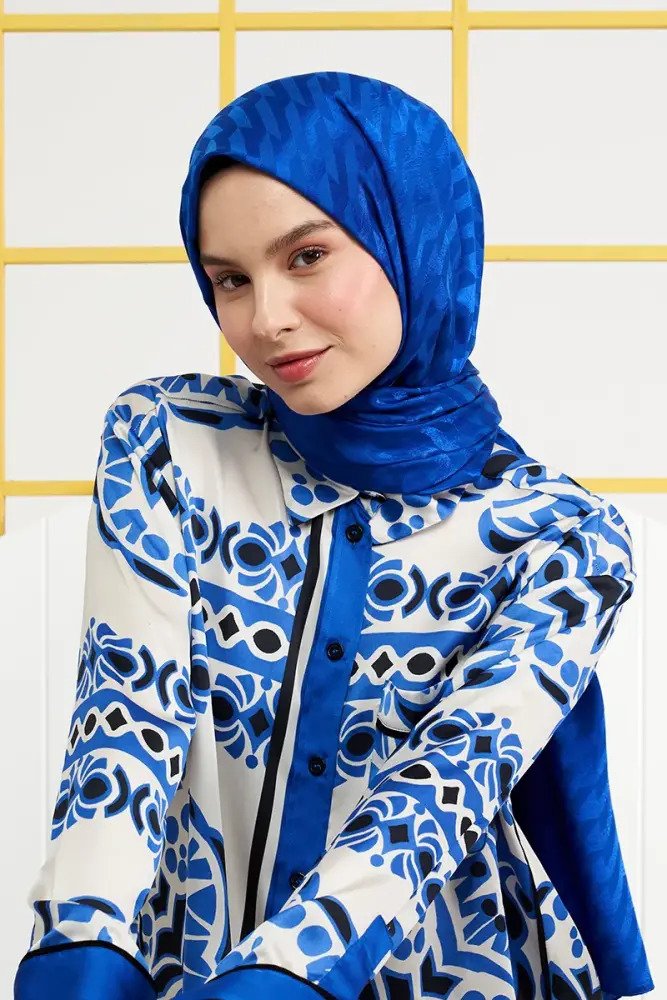 Silky Jacquard Italian Hijab Origami Pattern - Sax - MADAME POLO