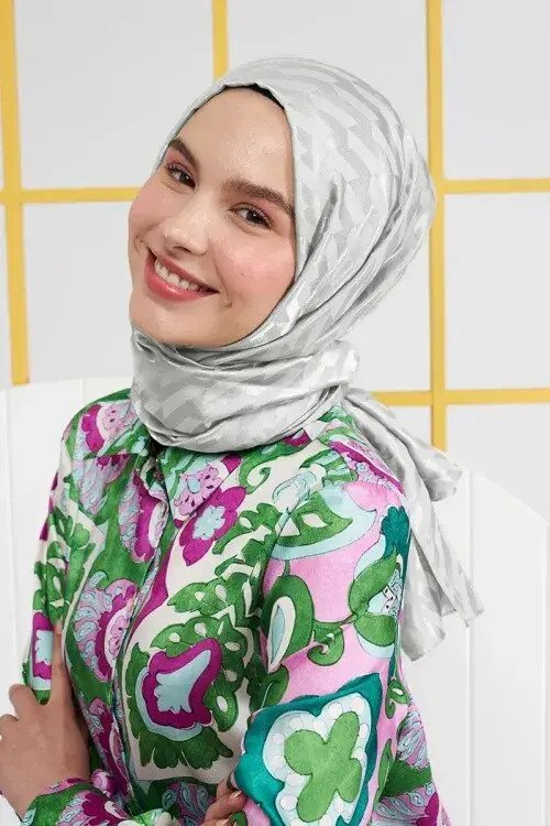 Silky Jacquard Italian Hijab Origami Pattern - Silver - MADAME POLO