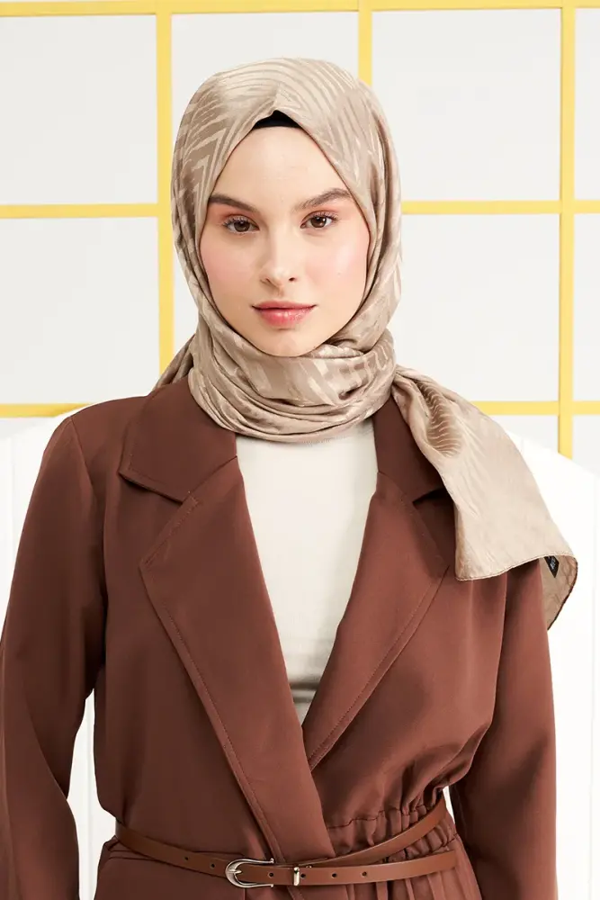 Silky Jacquard Italian Hijab Zigzag Pattern - Dark Beige - 2