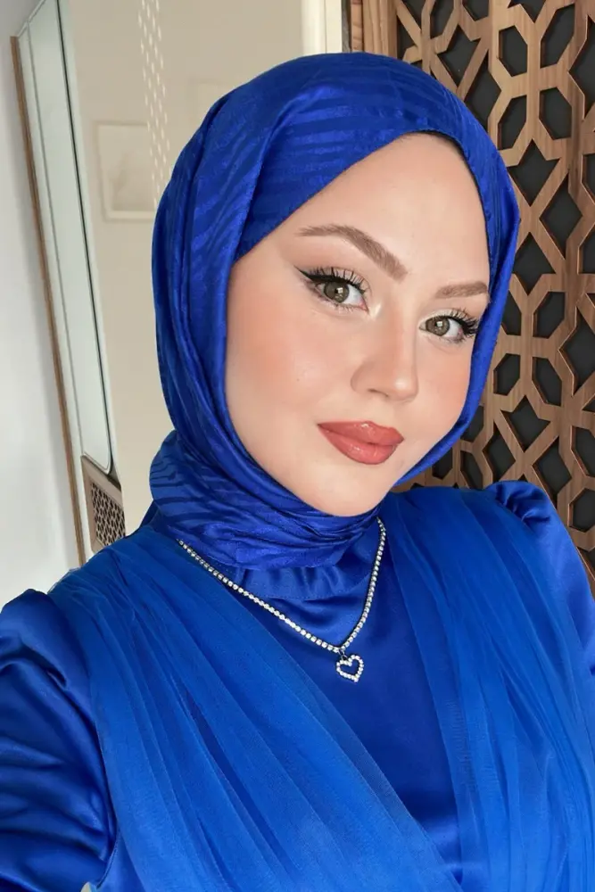 Silky Jacquard Italian Hijab Zigzag Pattern - Sax - 1