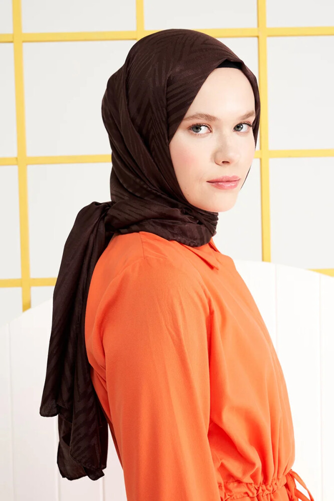 Silky Jacquard Italian Shawl Zigzag Pattern - Bitter Brown - 3