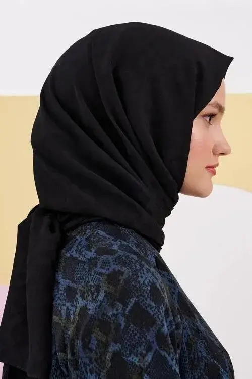 Silky Jacquard Lara Hijab Block Pattern - Black - 1