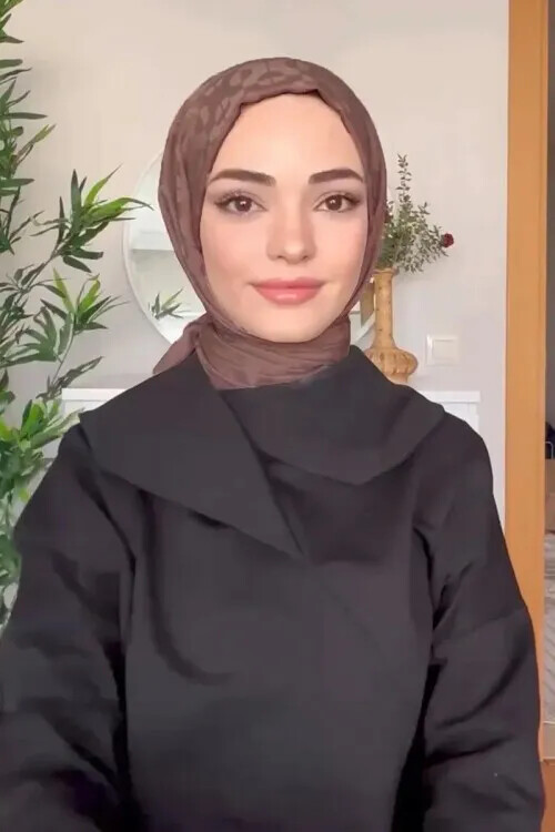 Silky Jacquard Lara Hijab Block Pattern