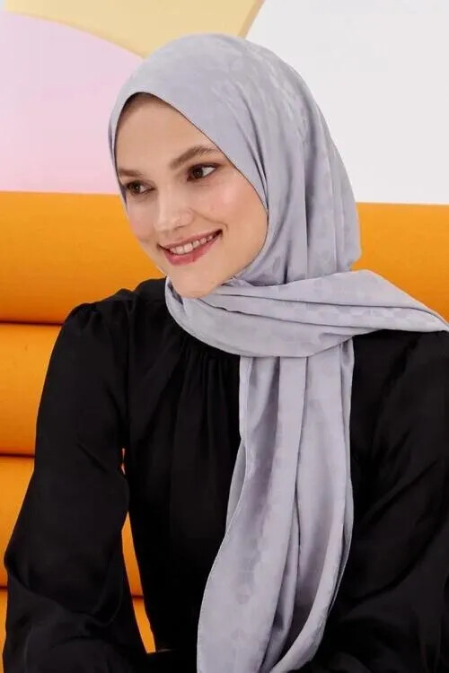 Silky Jacquard Lara Hijab Block Pattern - Gray - 2