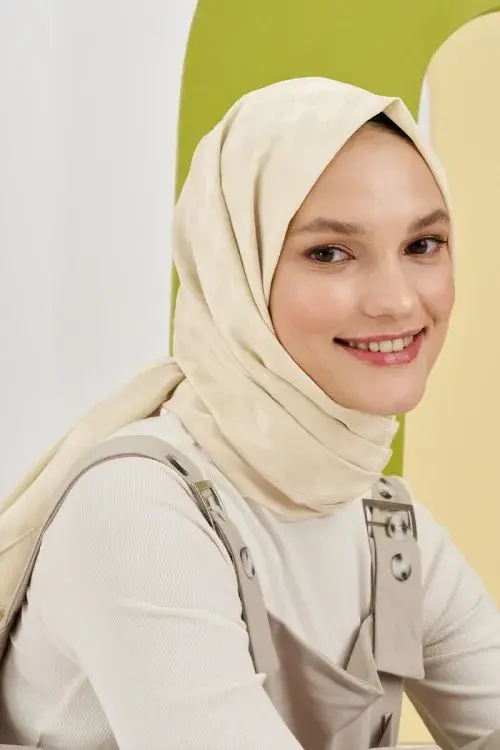 Silky Jacquard Lara Hijab Checker Pattern - Cream - 1