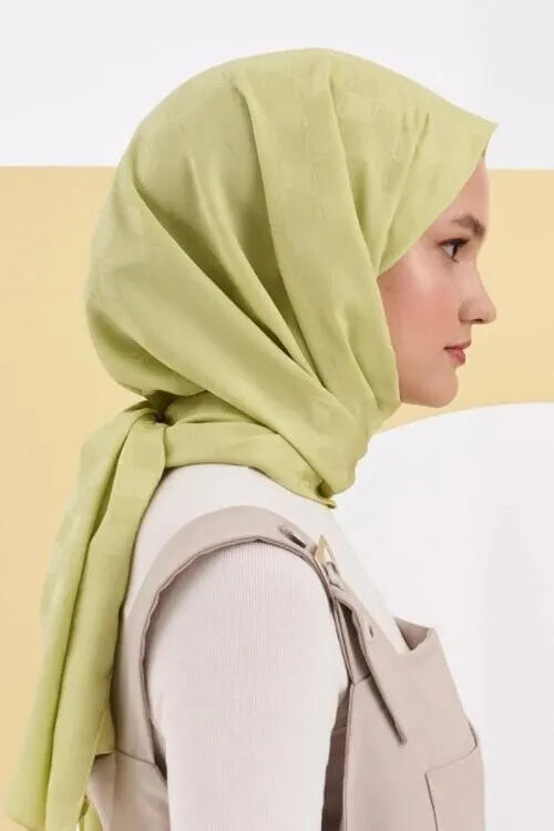 Silky Jacquard Lara Hijab Checker Pattern - Lime - 2
