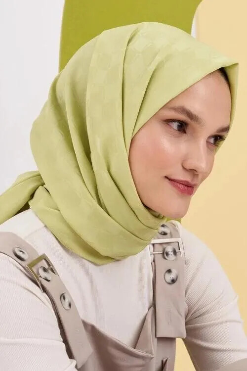 Silky Jacquard Lara Hijab Checker Pattern - Lime - MADAME POLO