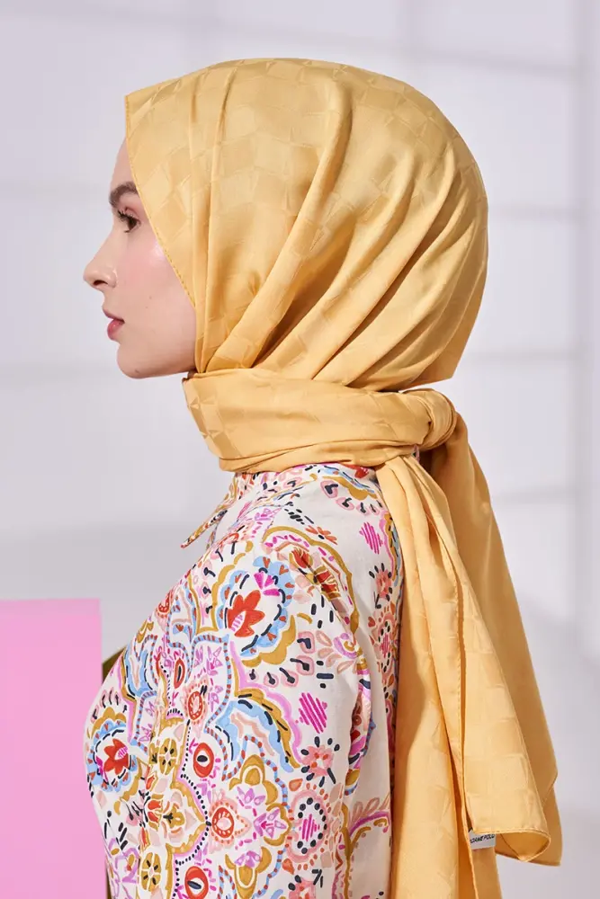 Silky Jacquard Lara Hijab Checker Pattern - Melon - 3