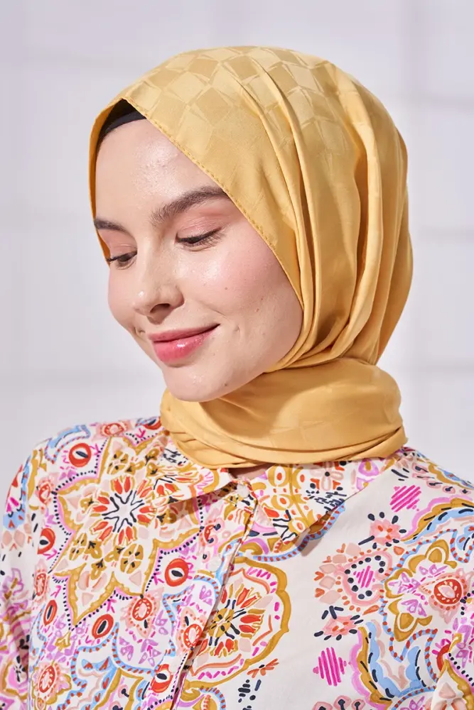 Silky Jacquard Lara Hijab Checker Pattern - Melon - 4