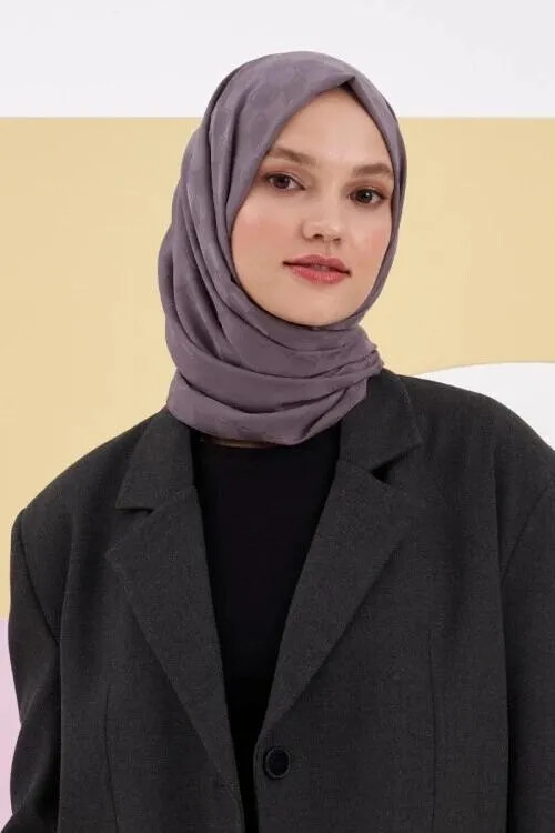 Silky Jacquard Lara Hijab Checker Pattern - Smoke - 2