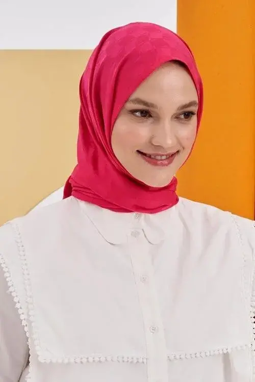 Silky Jacquard Lara Hijab Checker Pattern - Viva Magenta - 3