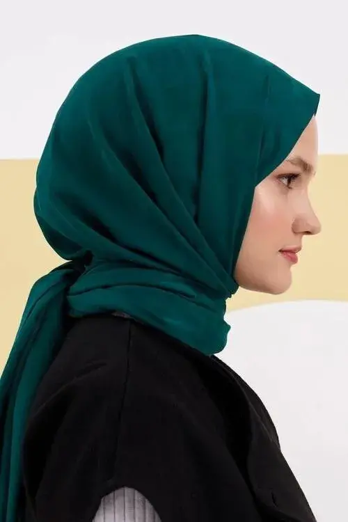 Silky Jacquard Lara Hijab Crowbar Pattern - Benetton Green - 3