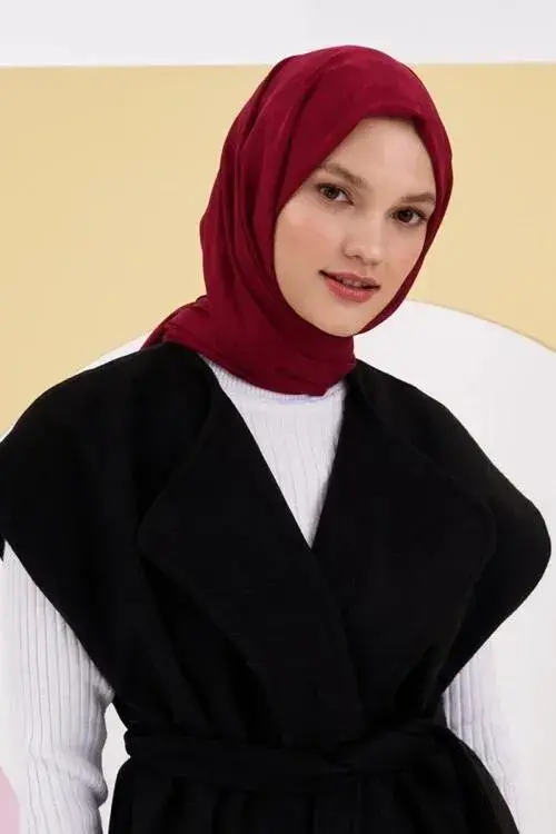 Silky Jacquard Lara Hijab Crowbar Pattern - Red - 2