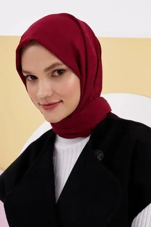Silky Jacquard Lara Hijab Crowbar Pattern - Red - 3
