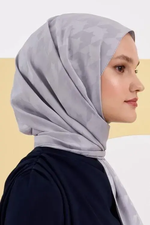 Silky Jacquard Lara Hijab Crowbar Pattern - Gray - 3