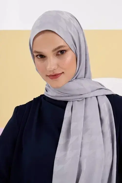 Silky Jacquard Lara Hijab Crowbar Pattern - Gray - 1