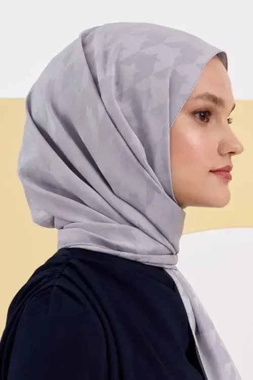 Silky Jacquard Lara Hijab Crowbar Pattern - Gray - MADAME POLO