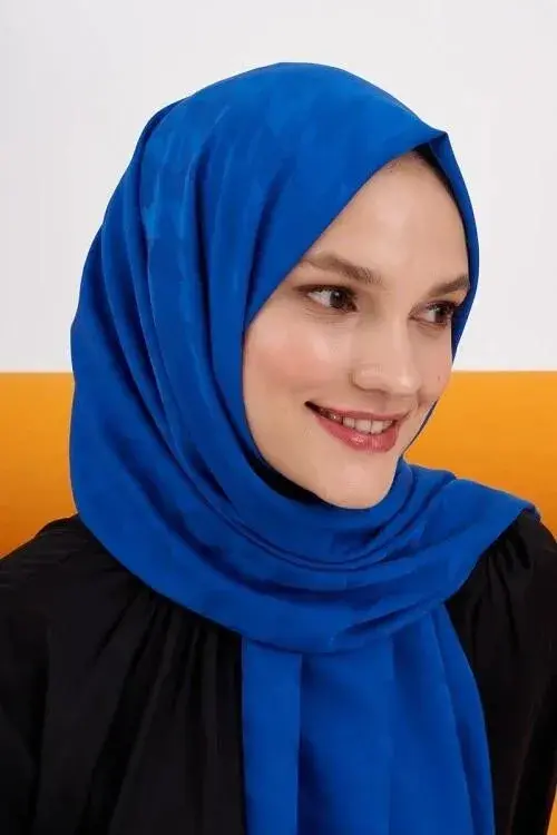 Silky Jacquard Lara Hijab Crowbar Pattern - Sax - 4