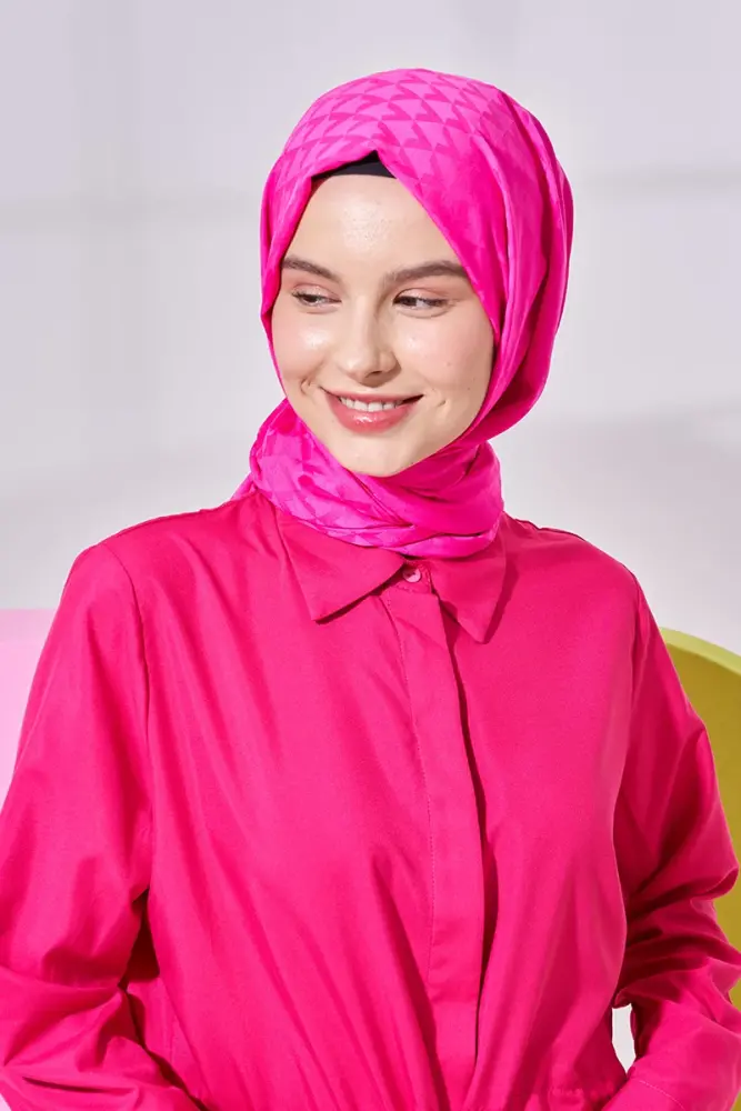 Silky Jacquard Lara Hijab Geometric Pattern - Barbie Pink - 2