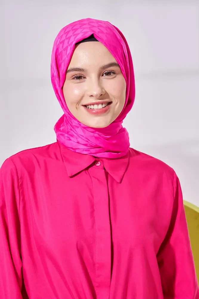 Silky Jacquard Lara Hijab Geometric Pattern - Barbie Pink - 3
