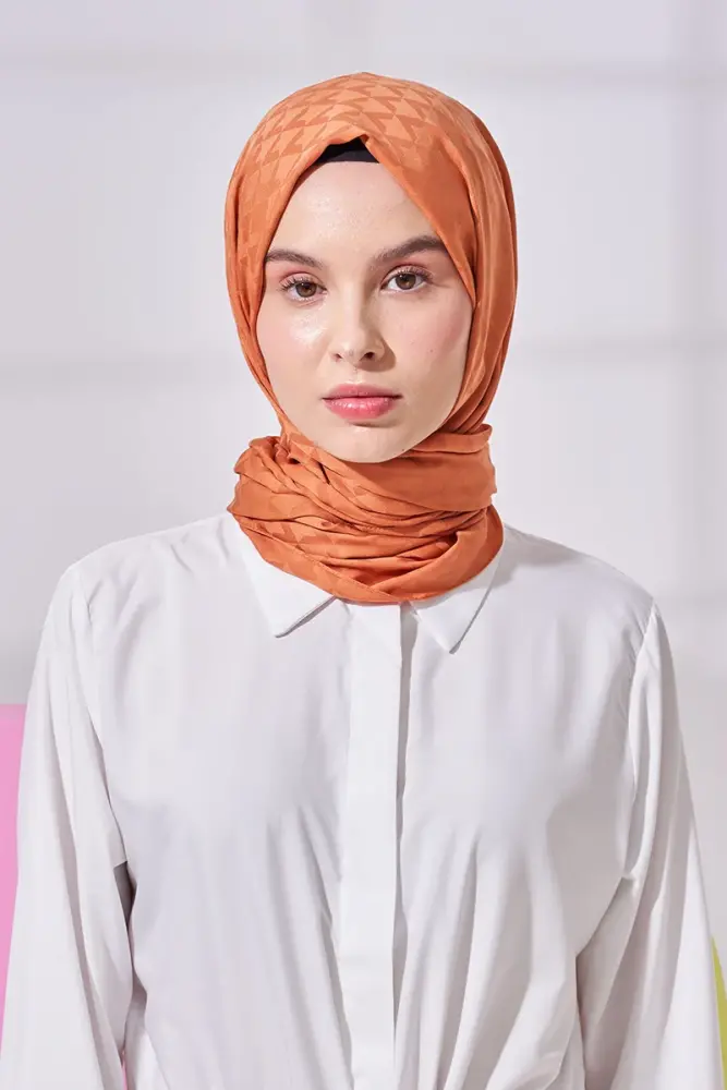 Silky Jacquard Lara Hijab Geometric Pattern - Peach - 1