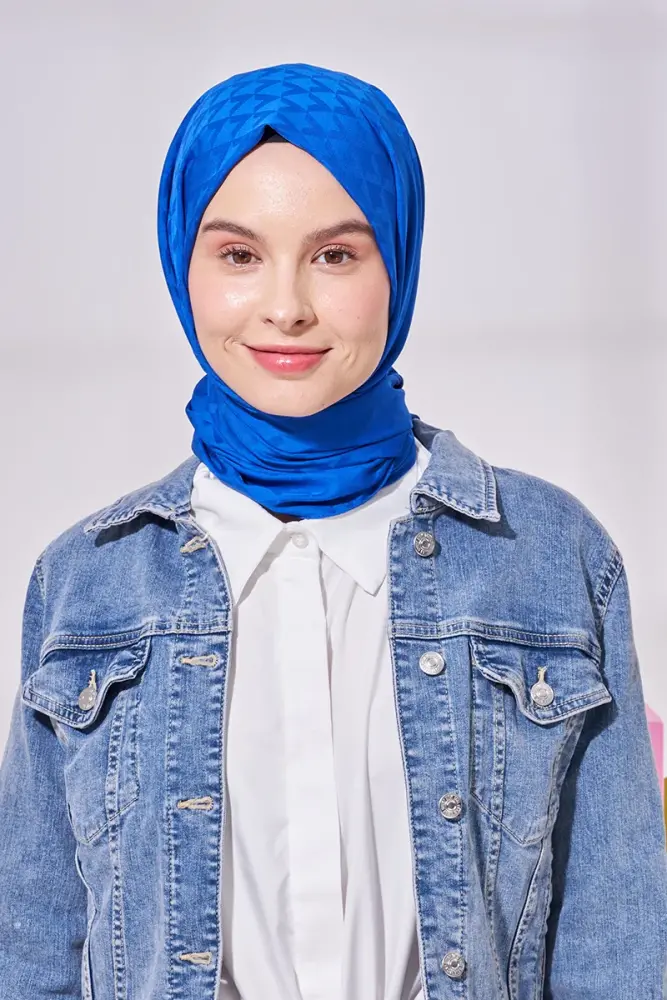 Silky Jacquard Lara Hijab Geometric Pattern - Sax - 2