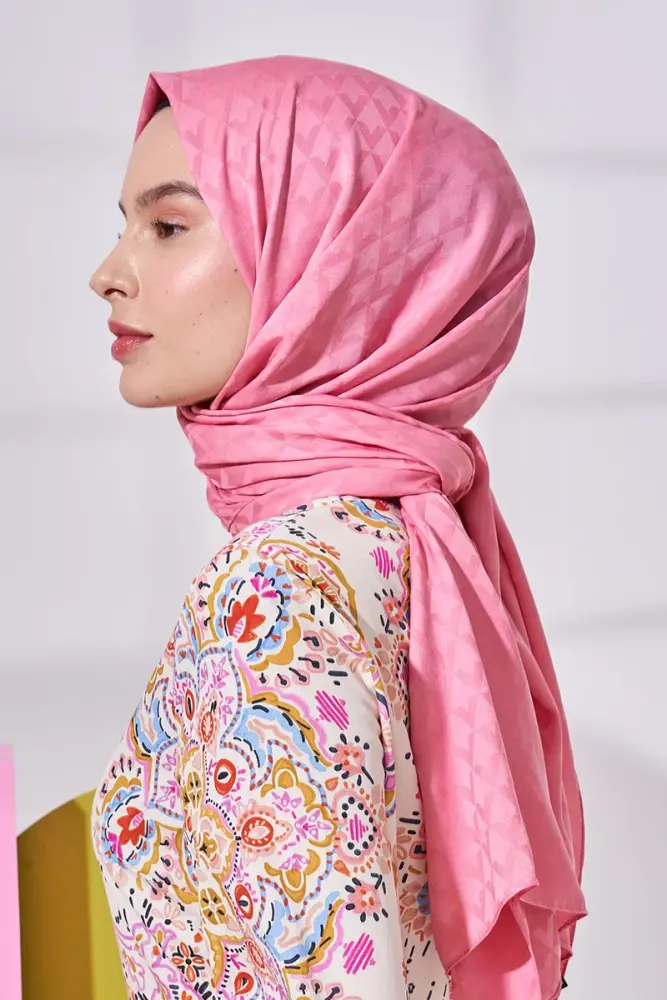 Silky Jacquard Lara Hijab Geometric Pattern - Sweet Pink - 2
