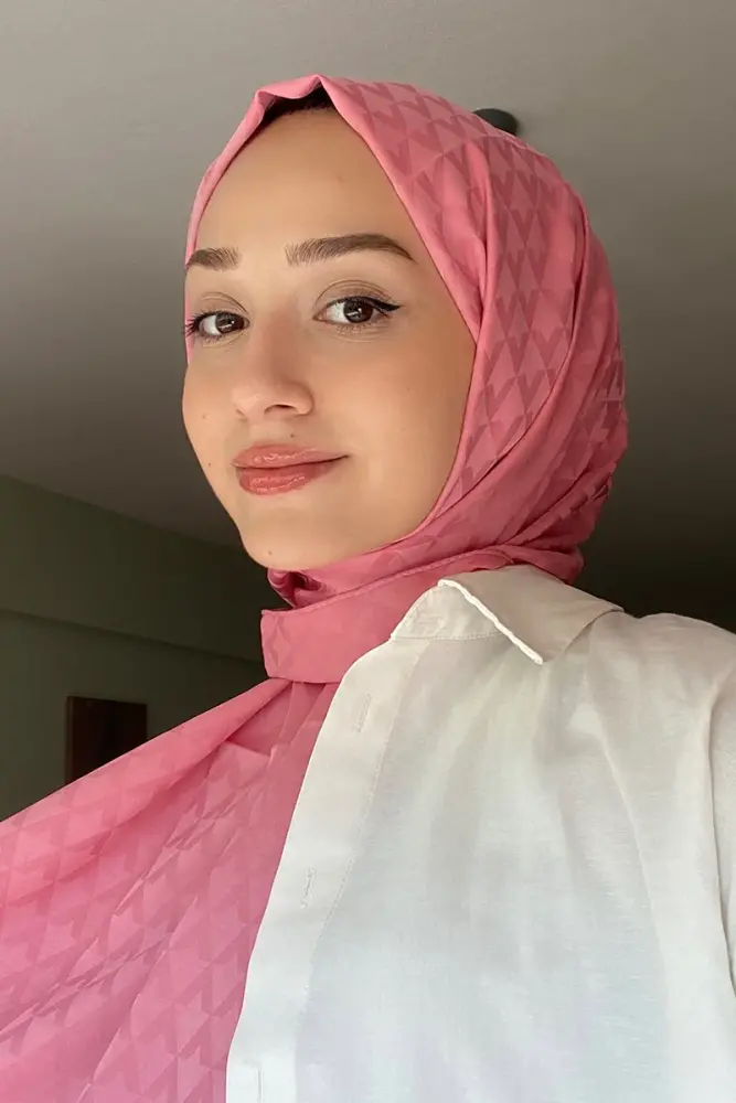 Silky Jacquard Lara Hijab Geometric Pattern - Sweet Pink - 1