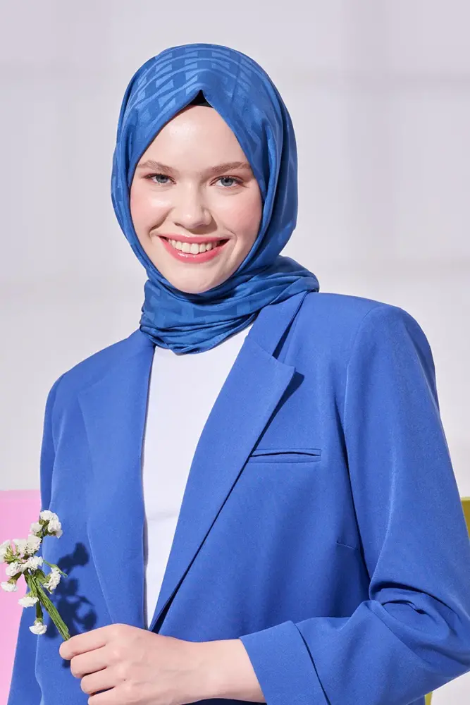 Silky Jacquard Lara Hijab Vectorial Pattern - Denim Blue - 3