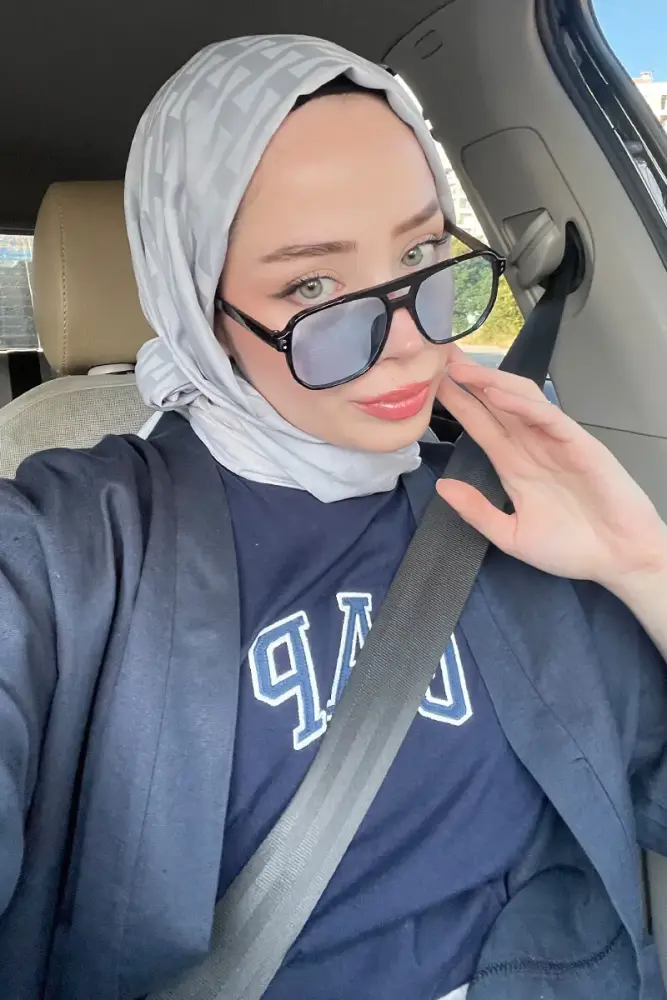 Silky Jacquard Lara Hijab Vectorial Pattern - Gray - 1