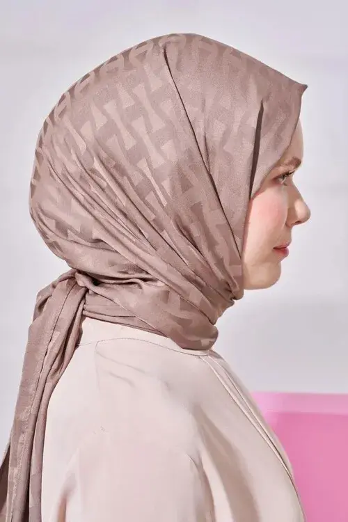 Silky Jacquard Lara Hijab Vectorial Pattern - Mink - 2