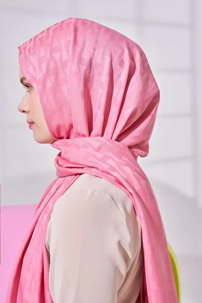 Silky Jacquard Lara Hijab Vectorial Pattern - Sweet Pink - 2