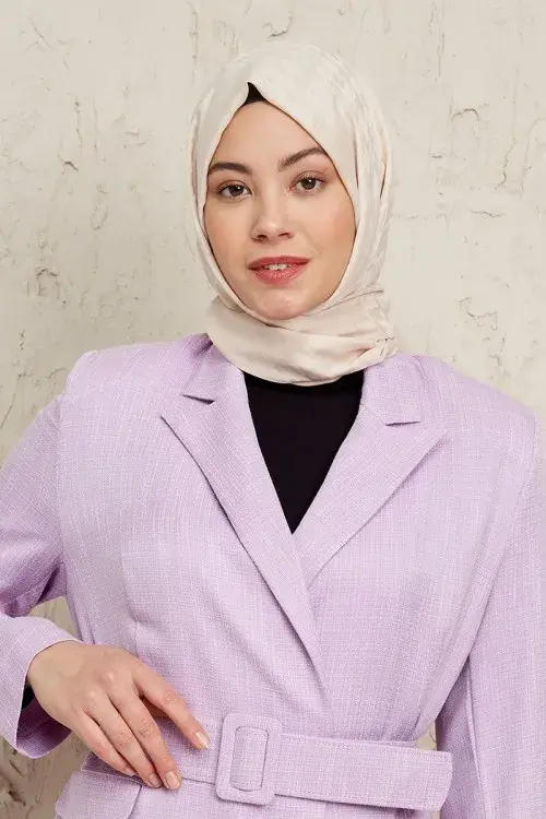 Silky Jacquard Note Hijab Crowbar Pattern - Beige - 2