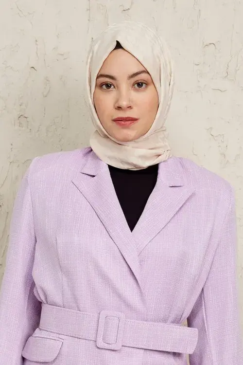 Silky Jacquard Note Hijab Crowbar Pattern - Beige - 3