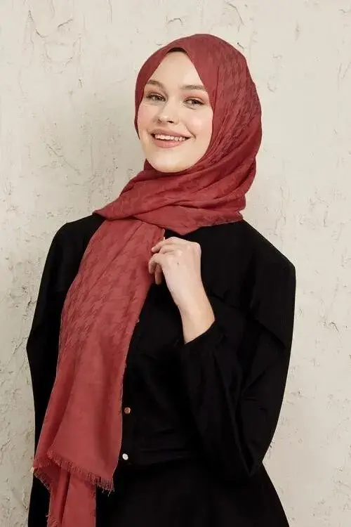 Silky Jacquard Note Hijab Crowbar Pattern - Copper - 2