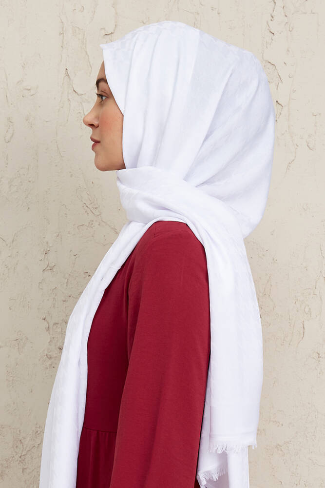 Silky Jacquard Note Hijab Crowbar Pattern - White - 2