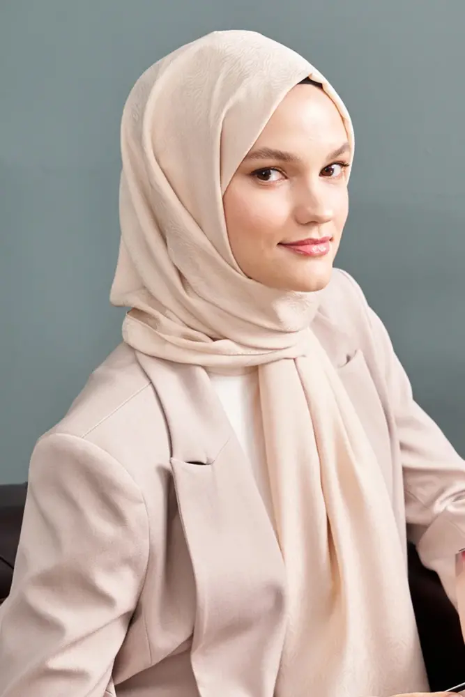 Silky Jacquard Note Hijab Tree Bark Pattern - Beige - 1